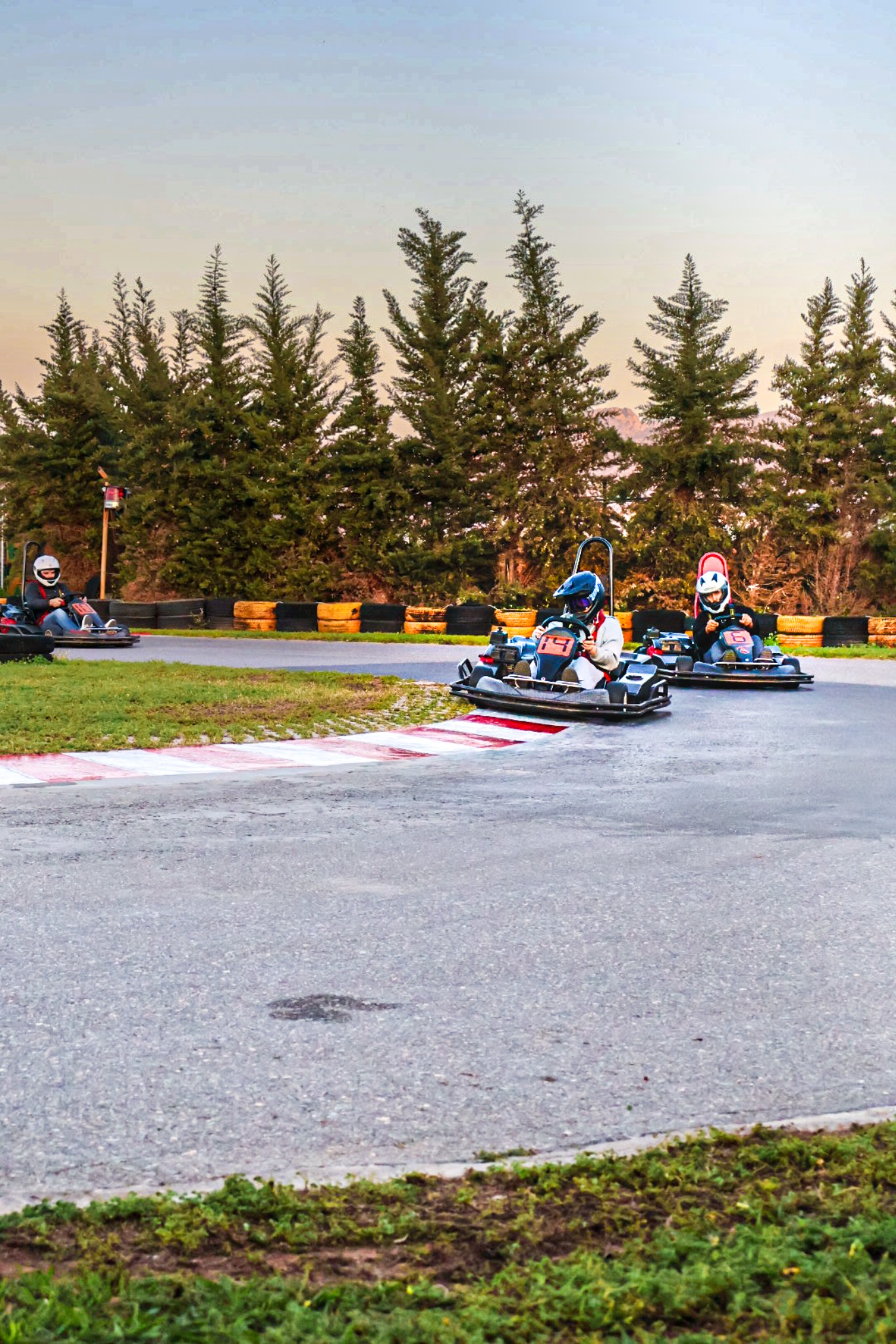 Go Kart Malia racing photo